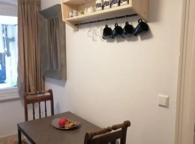 Winzerhaus 1900 * 朗道因德普法尔茨